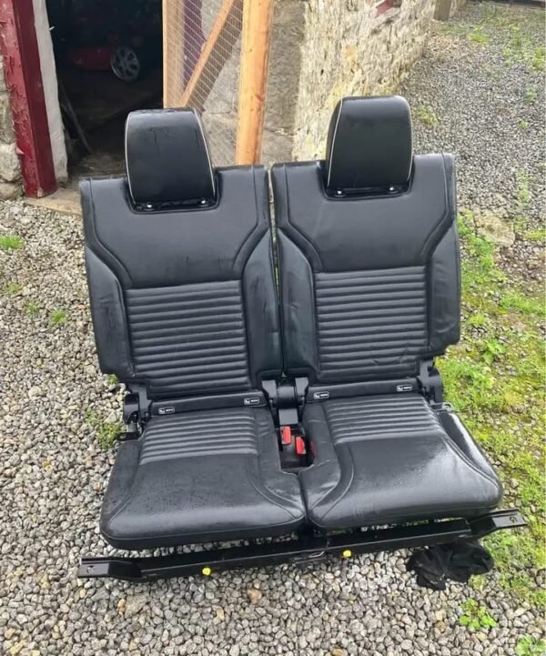 Complete 7seats  discovery 6 with TV seat belts