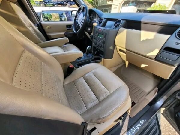 Complete 7seats  discovery 6 with TV seat belts
