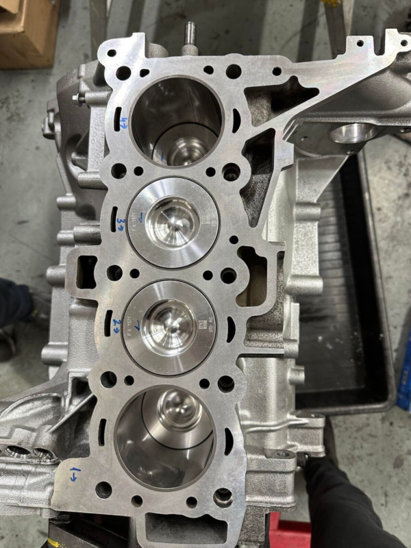 Land Rover Discovery 5 Bare Reconditioned Engine 204DTA – Fitting Available
