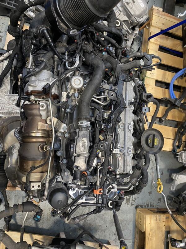 LAND ROVER DISCOVERY SPORT, RANGE ROVER EVOQUE 2.0 PETROL ENGINE PT204 2019 65k KILOMETERS 06MONTHS WARRANTY