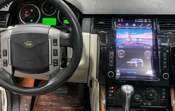Range Rover Sport 2006 conversion radio FM stereo screen