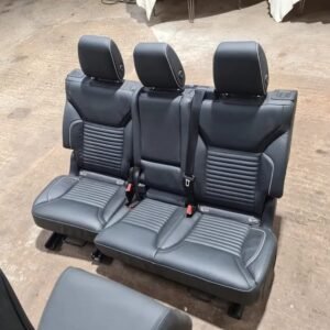 Complete 7seats  discovery 6 with TV seat belts